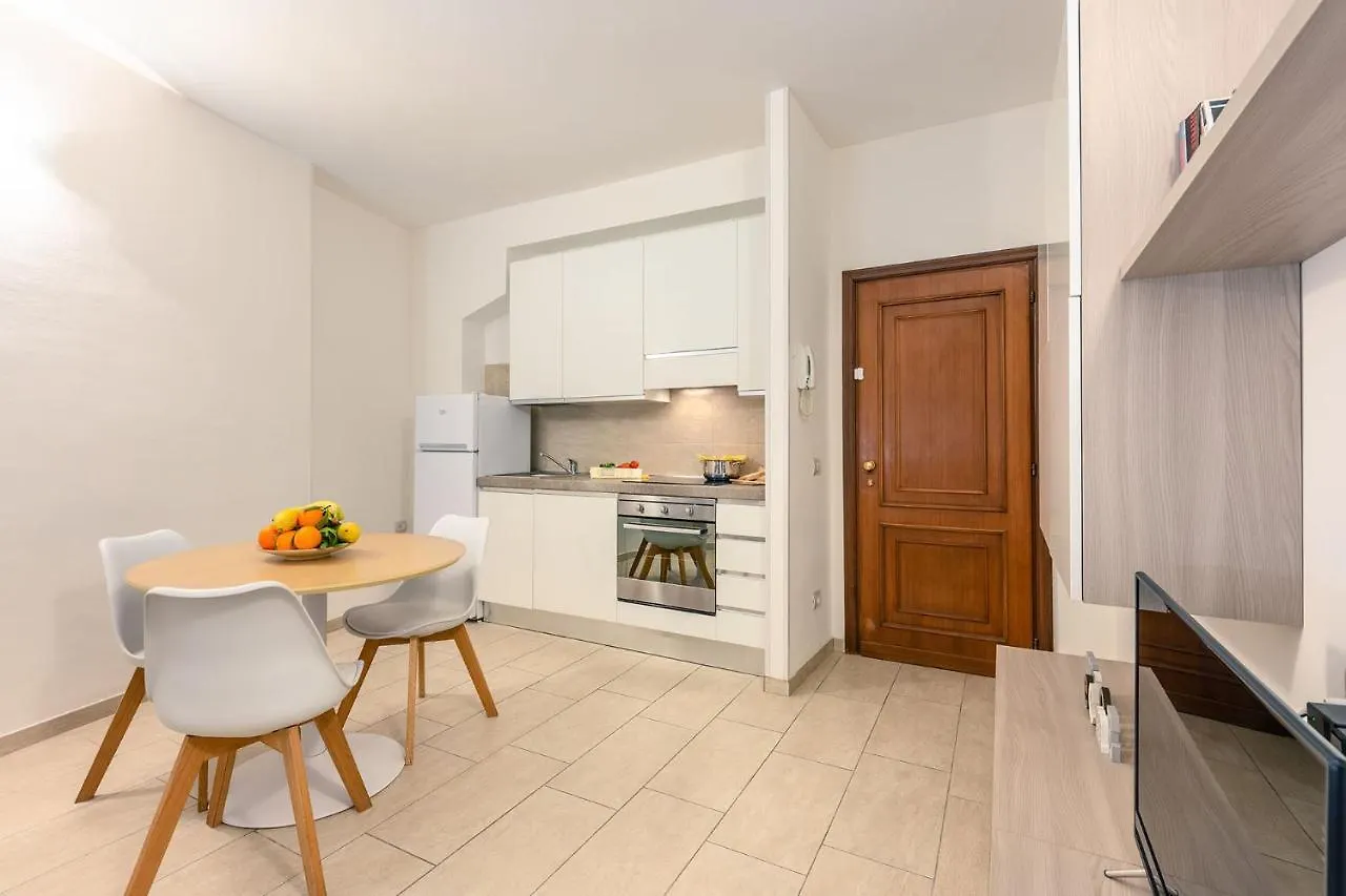 Duomo Confort Suite Florence 0*,